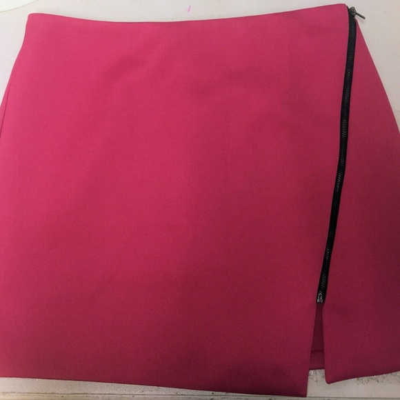NWT~WELLS GRACE Fuchsia Pink Asymmetrical Zipper Short Modern Mini Skirt~M - Picture 7 of 9